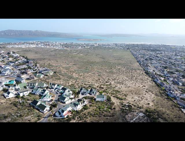 245M² BUSINESS FOR SALE IN MIDDEDORP